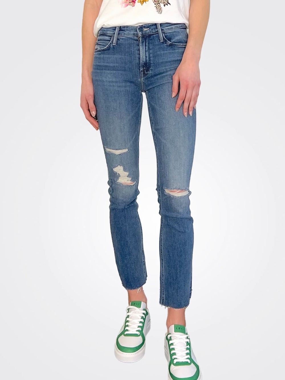 MOTHER Mid-Rise Dazzler Ankle Fray in Weekend Warrior Wash Size 26 Straight Slim
